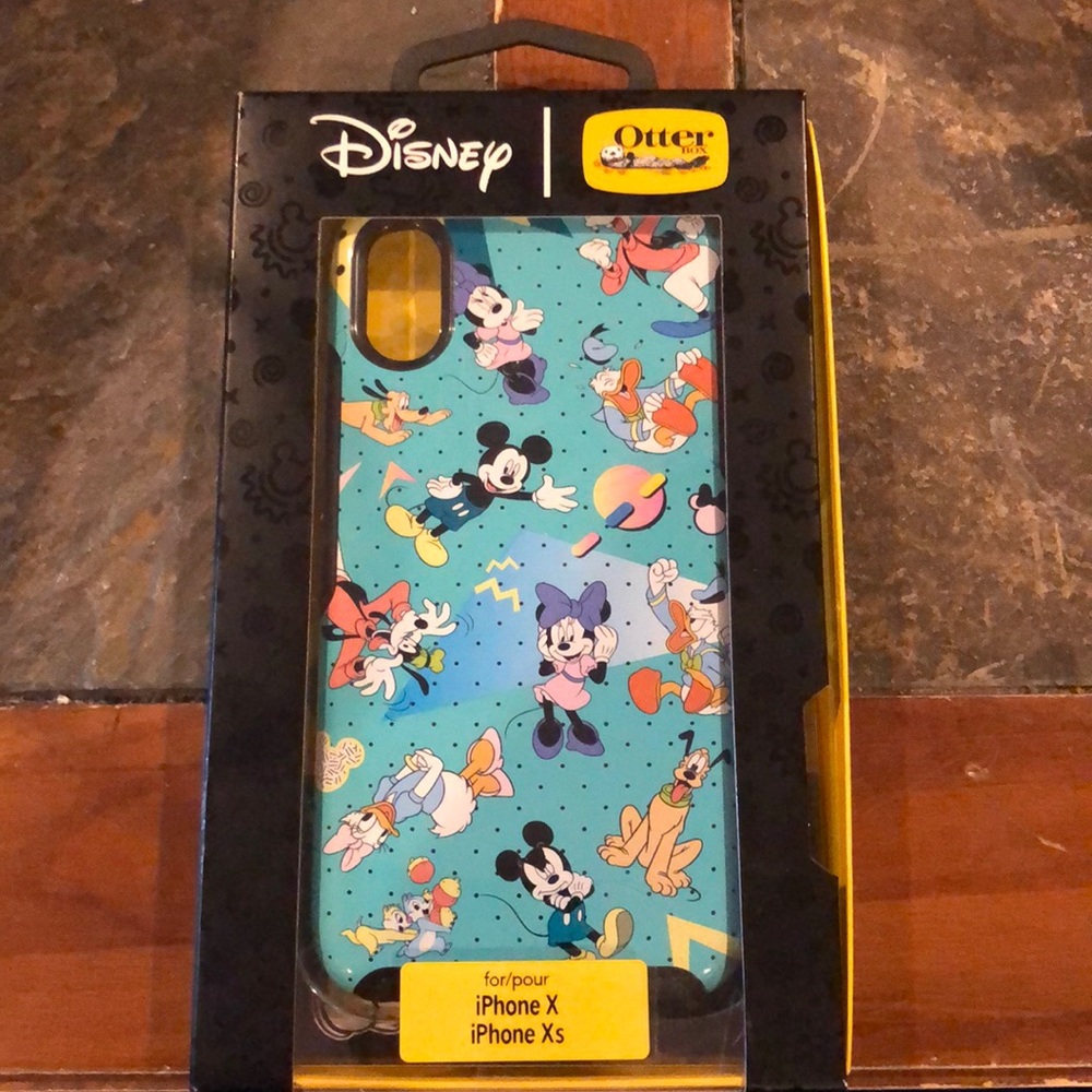 Brand new never been used IPhone X/Xs Otter Box